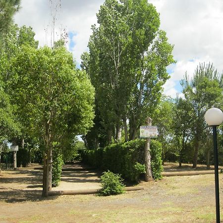 Camping Le Rebau Montblanc Exterior foto